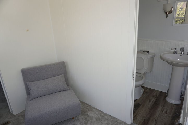 Room 30 of 43