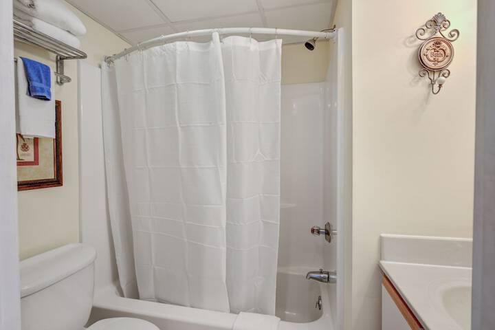 Room 128 of 334