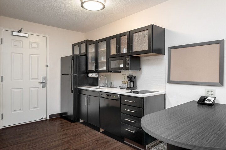Candlewood Suites Washington Dulles Sterling by IHG