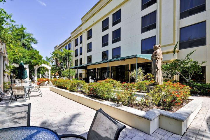 Hotel 4 of 47