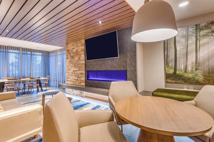 Hotel Interior 10 of 35