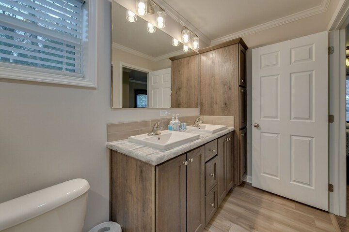 Family-friendly Home w / Deck Near Colonial Beach!
