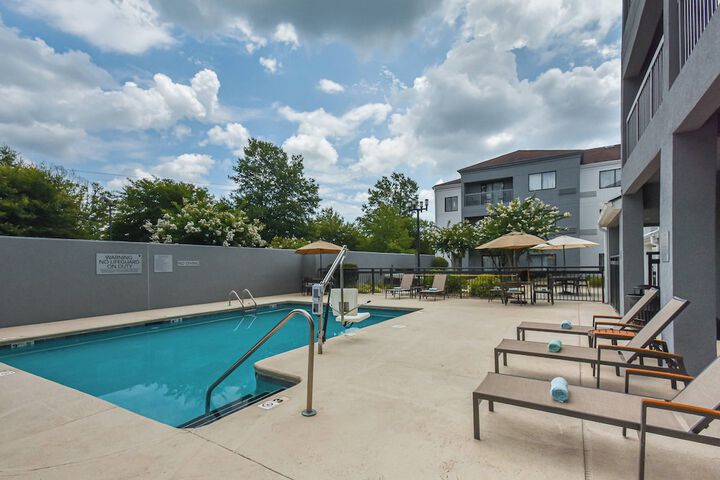 Courtyard by Marriott Charlotte / Matthews