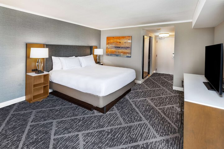 Room 40 of 95