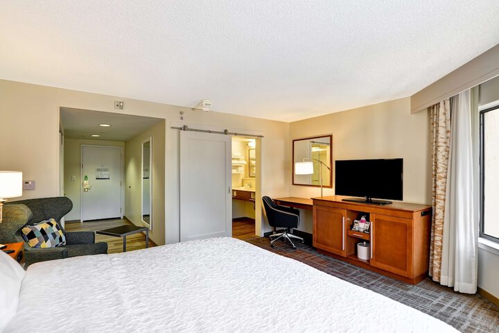 Room 51 of 63