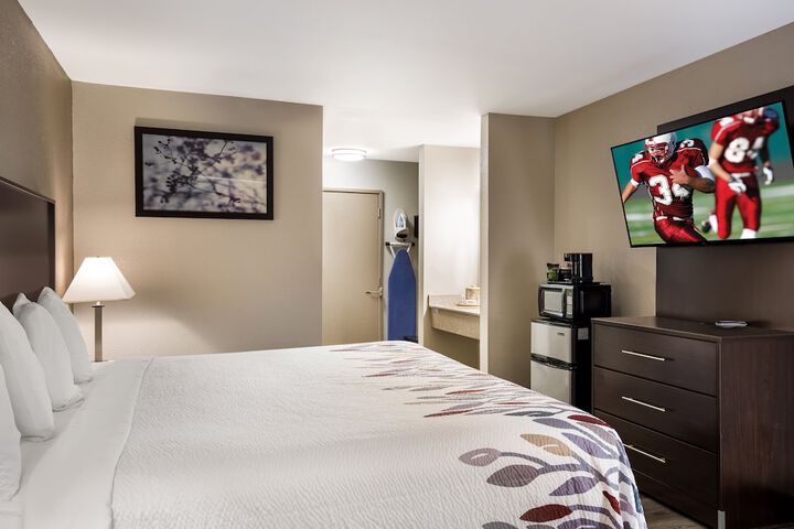 Room 25 of 43