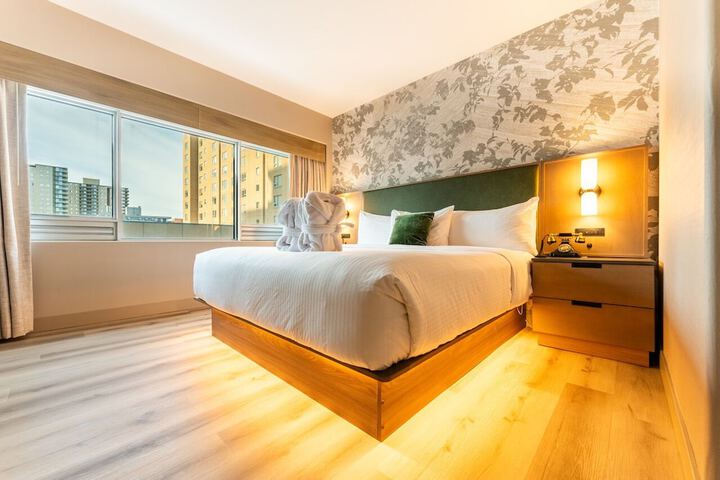Park Town Hotel