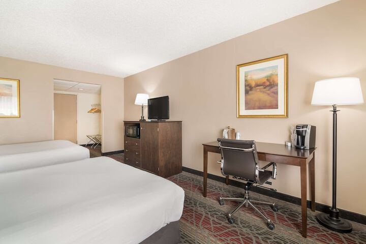 Room 14 of 40
