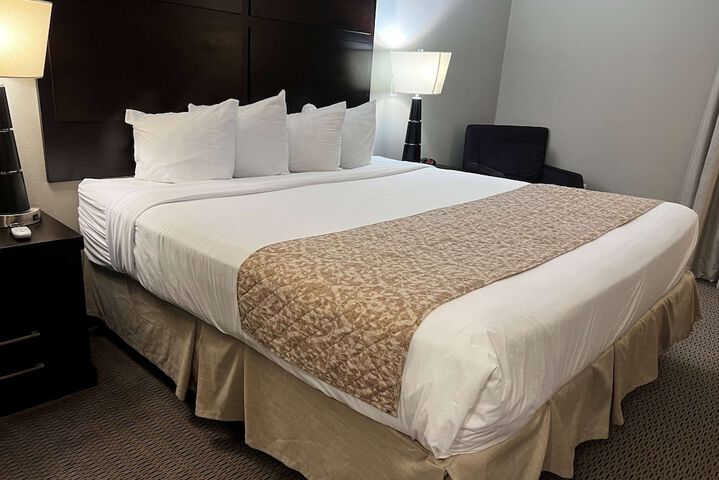 Room 17 of 42
