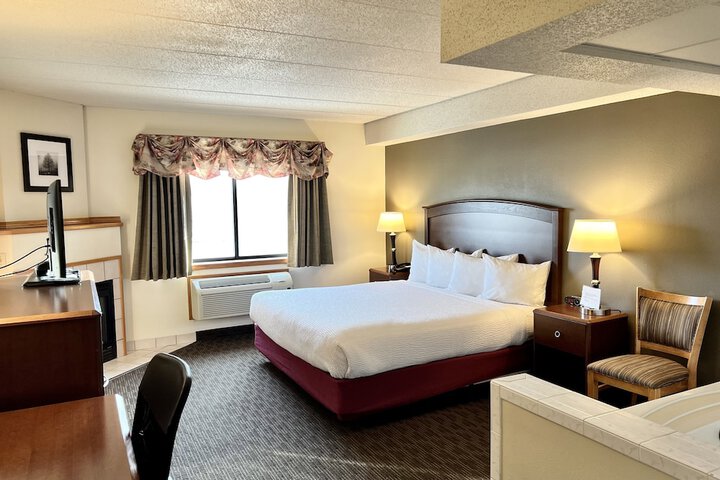 Room 33 of 50
