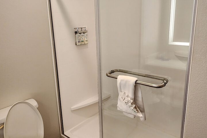 Room 9 of 56