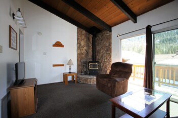 Fern Creek Lodge