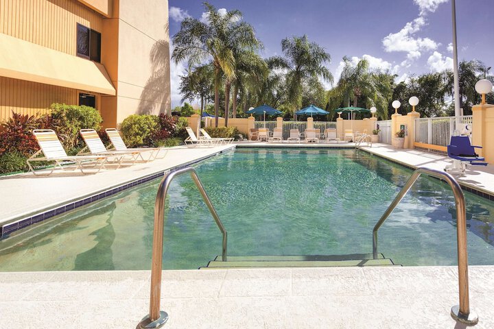 Pool 9 of 60
