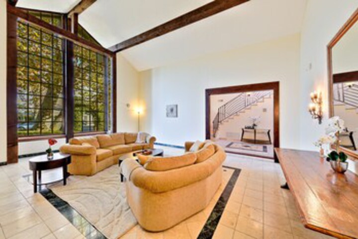 5BDRM Villa Via Mil Cumbres