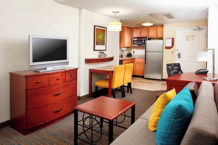 Room 16 of 24