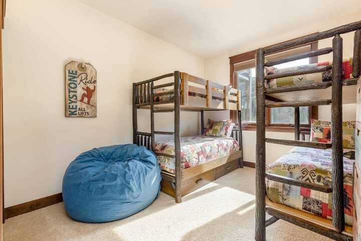 Room 19 of 36