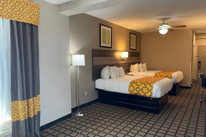 Room 21 of 33