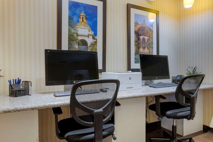 Business Center 49 of 49