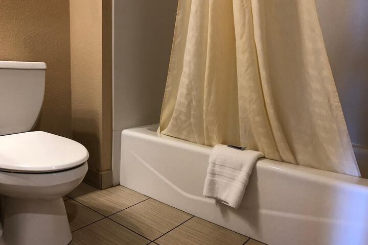 Room 7 of 26