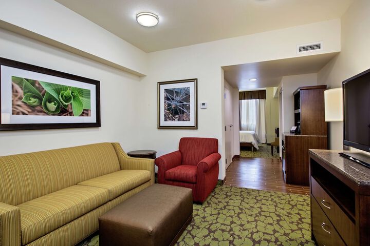 Hilton Garden Inn Lincoln Downtown / Haymarket