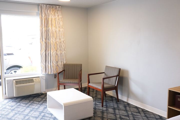 Room 41 of 76