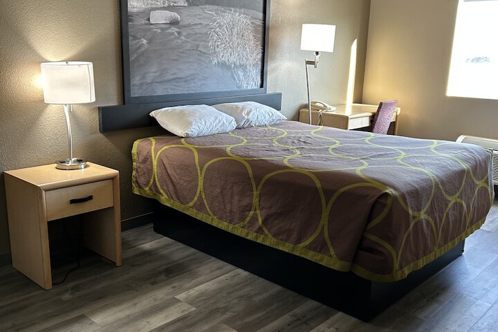 Super 8 by Wyndham Quartzsite AZ