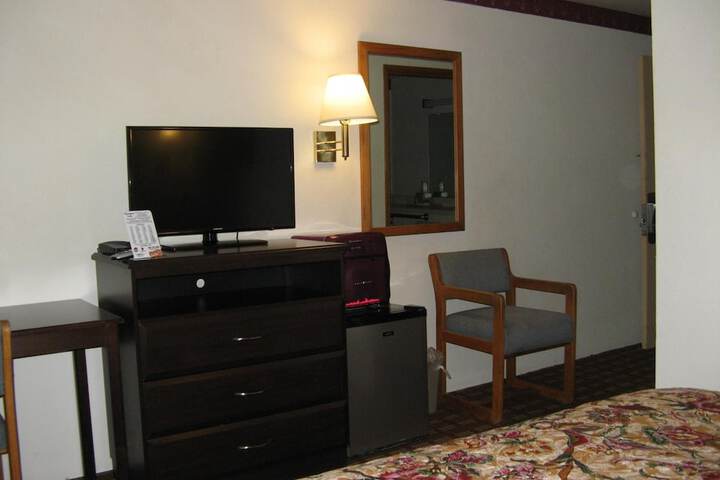 Room 12 of 24