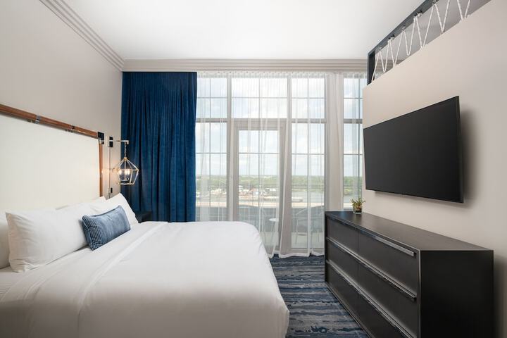 Room 75 of 172