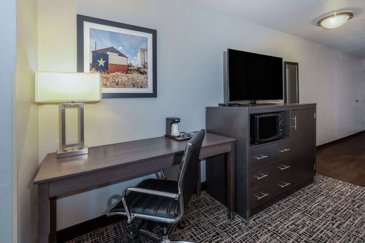 Room 11 of 41