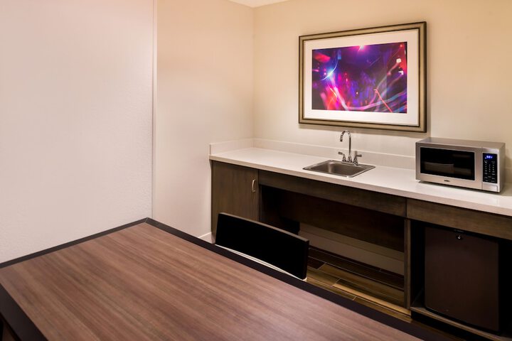 Room 17 of 57