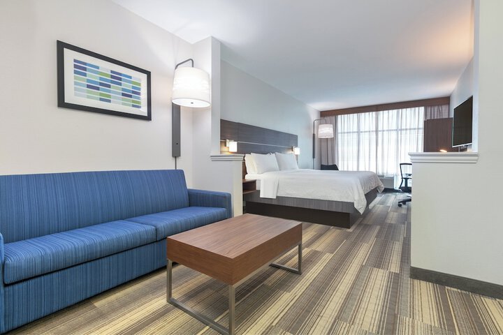 Holiday Inn Express Hotel & Suites Clute - Lake Jackson by IHG