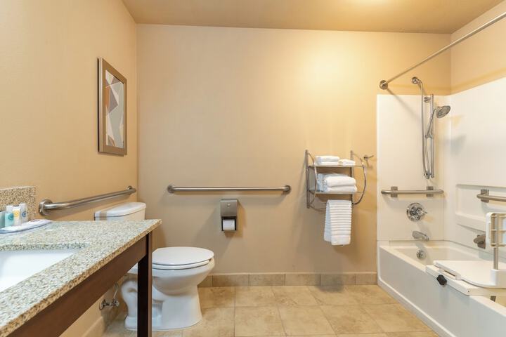 Comfort Inn & Suites Boulder