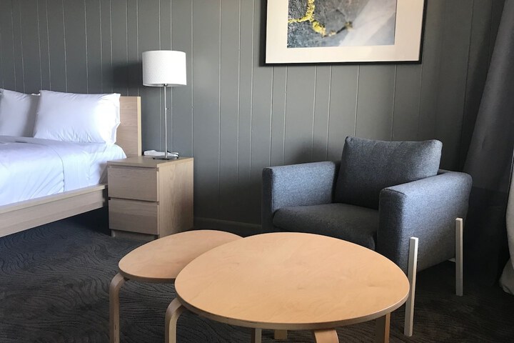 Harbor Inn Self Check-in Hotel