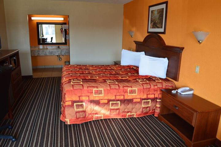 Royal Inn