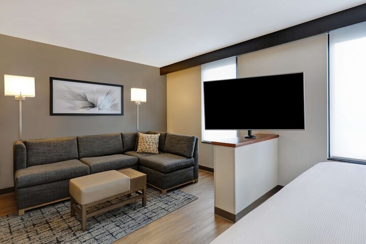 Hyatt Place San Antonio–North / Stone Oak