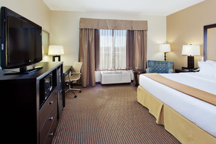 Room 34 of 53