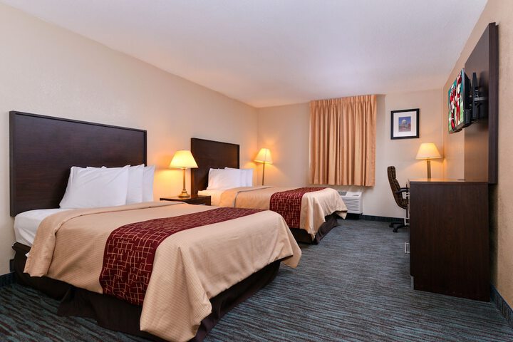 Room 10 of 26