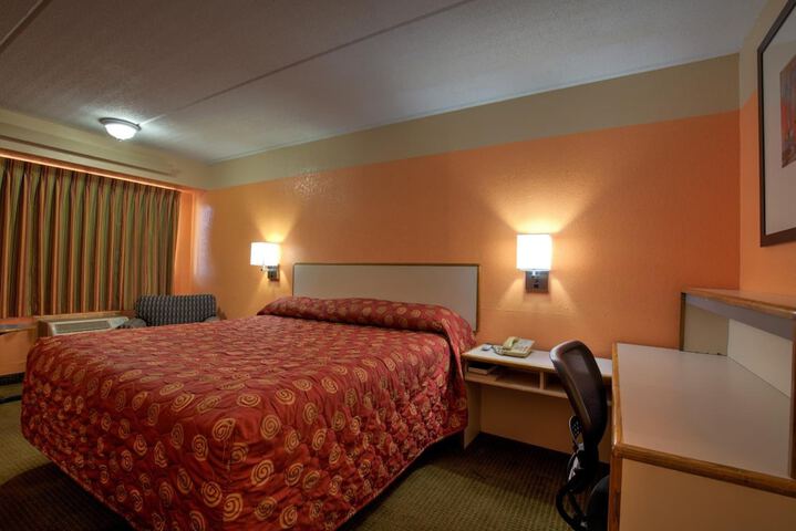 Room 20 of 25
