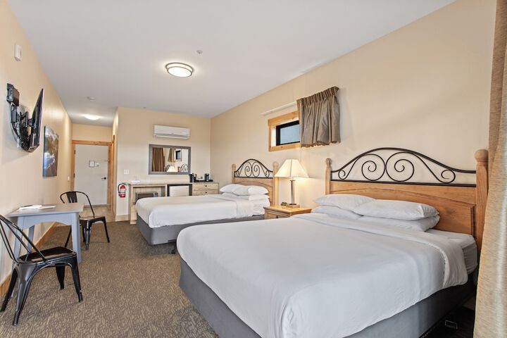 Hotel Interior 99 of 137