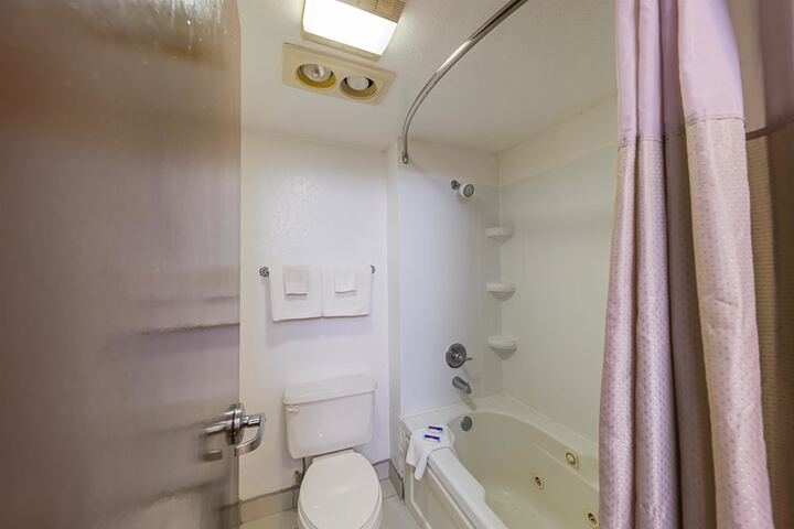 Room 19 of 31