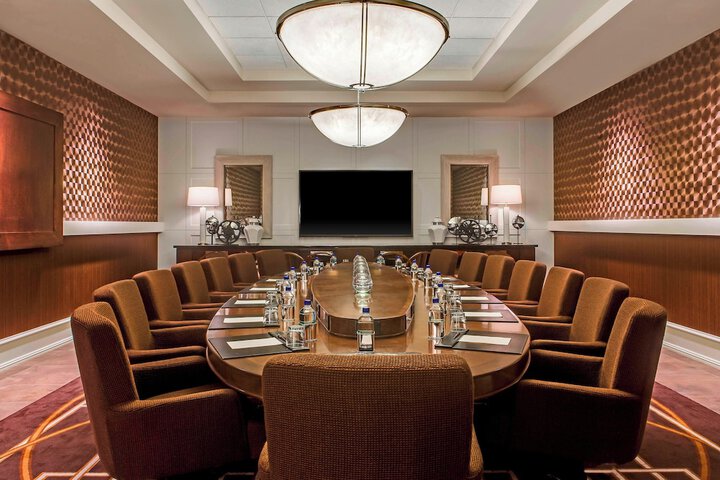 Sheraton Overland Park Hotel at the Convention Center