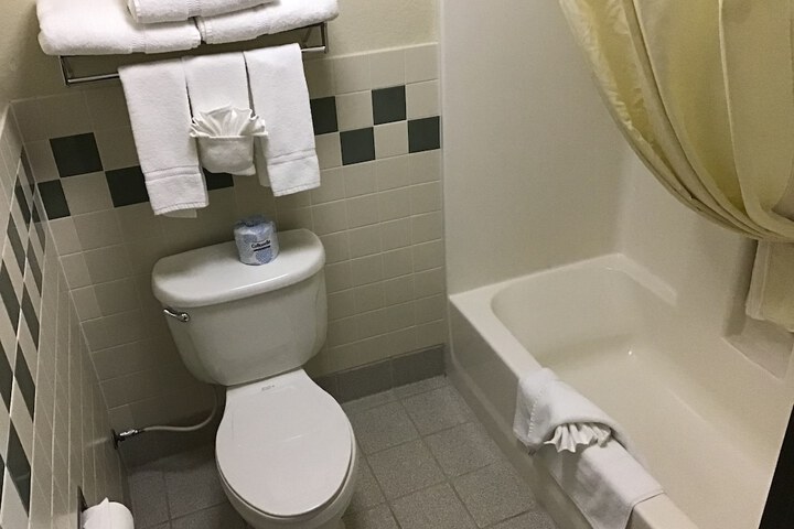 Room 21 of 47