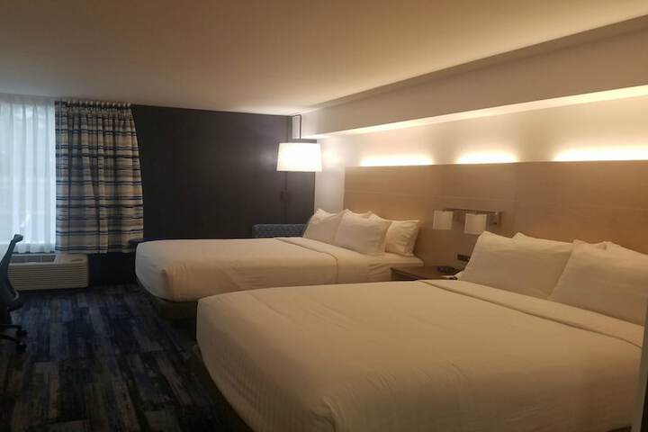 Room 18 of 46