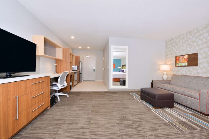 Room 17 of 40