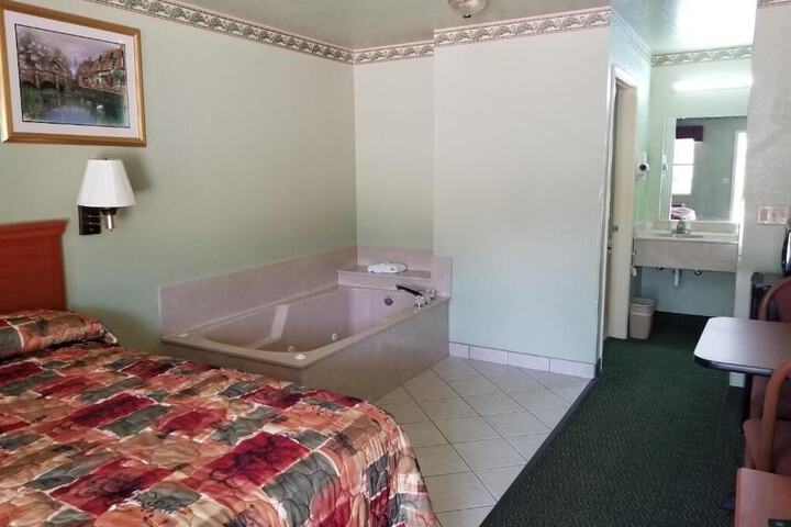 Room 20 of 27