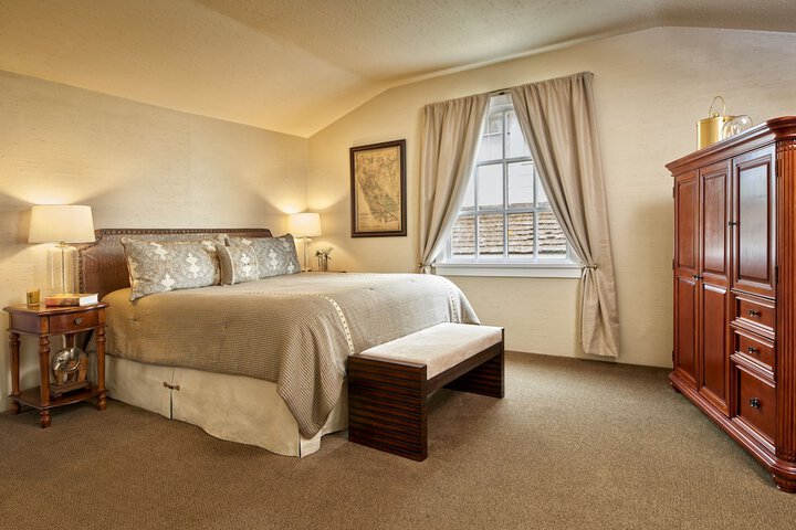 Room 3 of 14