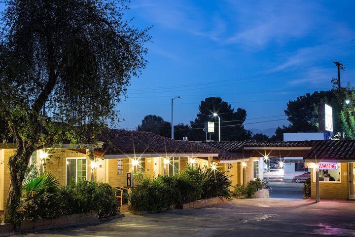 El Patio Inn - Near Universal Studios Hollywood