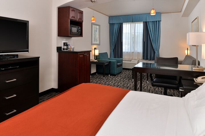 Room 26 of 58