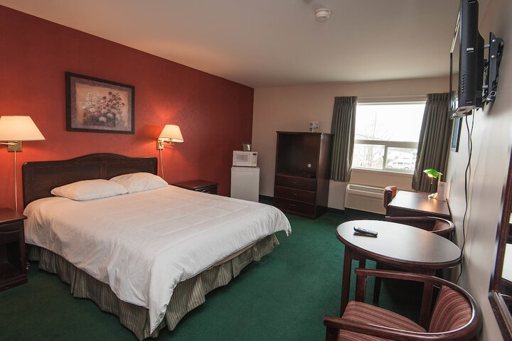 Room 11 of 34