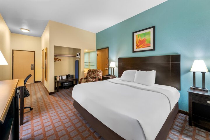 Red Lion Inn & Suites Blue Springs